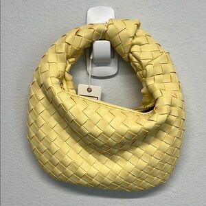 Urban Expressions | Buttery Yellow Faux Leather Woven Hobo Bag 💛